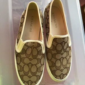 coach slip on loafers women’s size 8